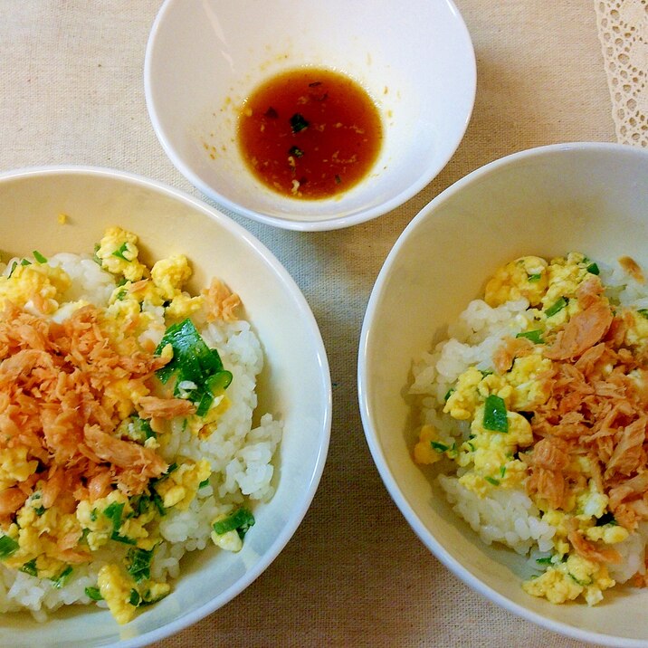 時短お昼ご飯 卵ふっくら3種どんぶり レシピ 作り方 By たいりょう まま 楽天レシピ 時短お昼ご飯 卵ふっくら3種どんぶり レシピ 作り方 By たいりょう まま 楽天レシピ